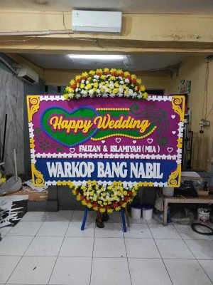 Papan Bunga di Wangkelang Kandangserang